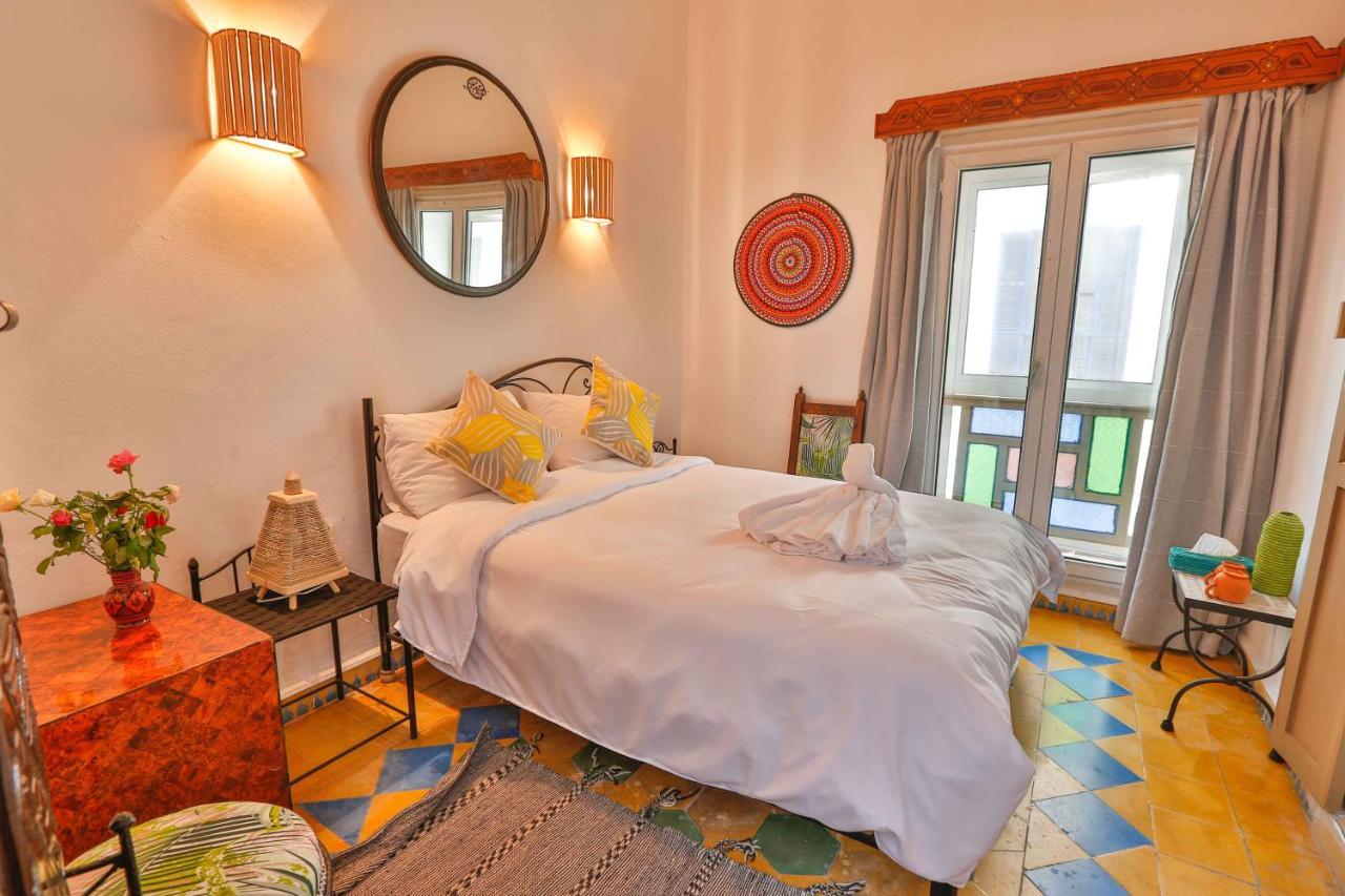 Hotel Luxury Mounia *