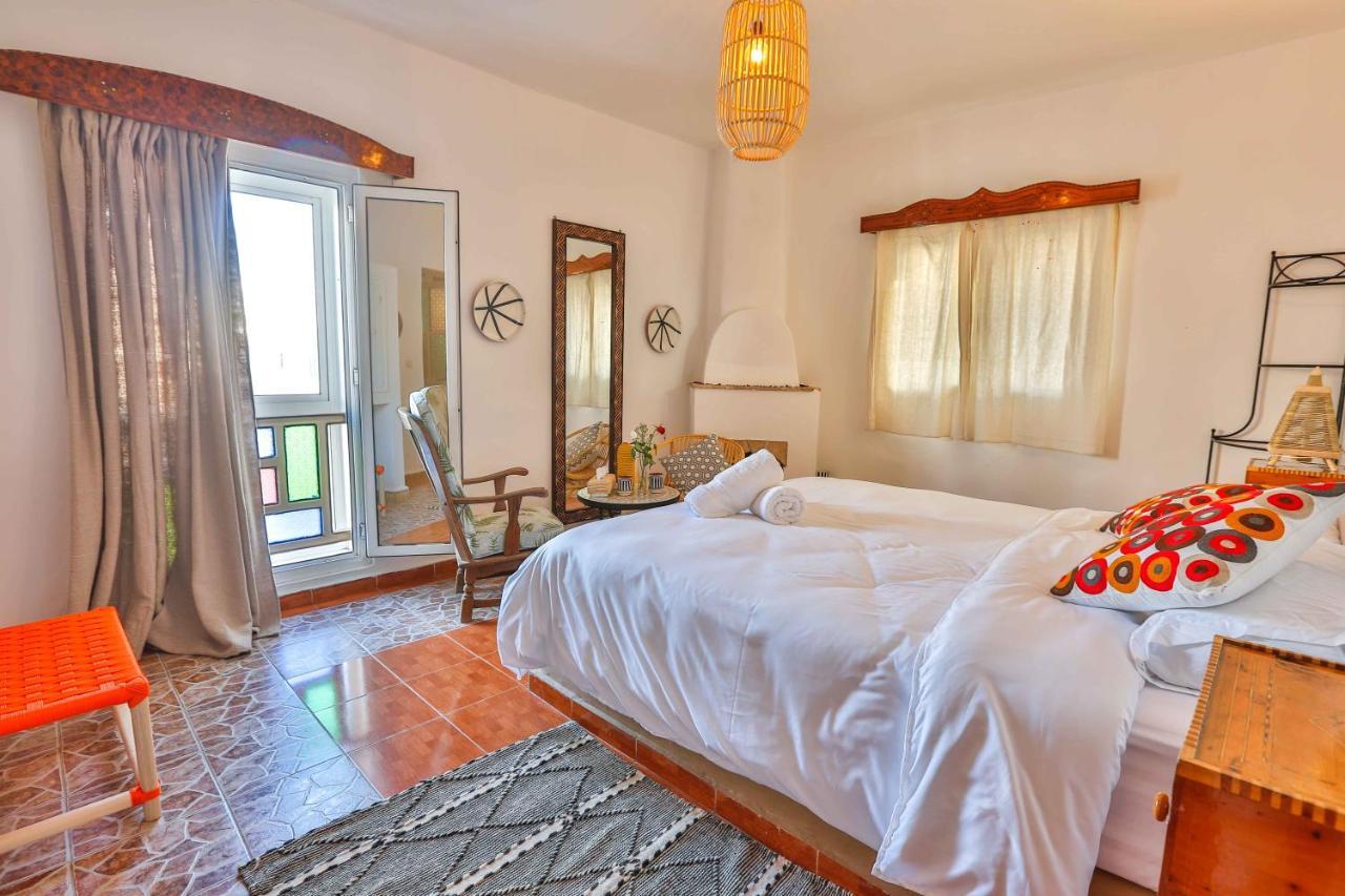 Hotel Luxury Mounia *